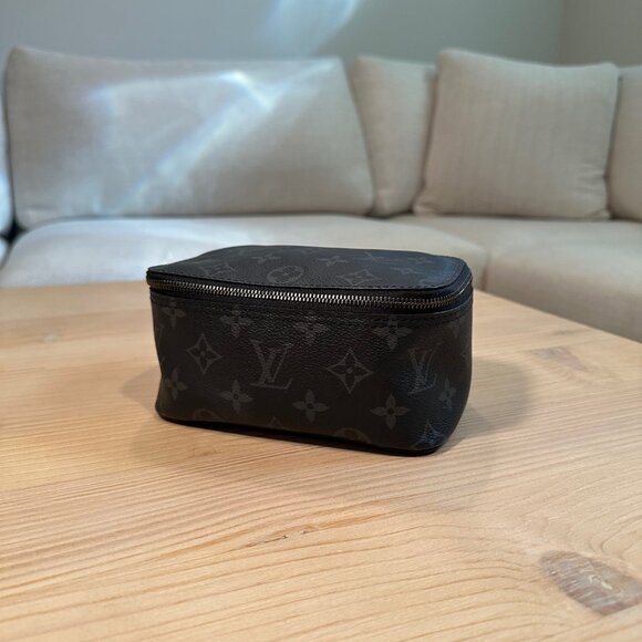 LV Monogram Eclipse Pouch Petit Modèle (Discontinued) - Picture 1 of 11